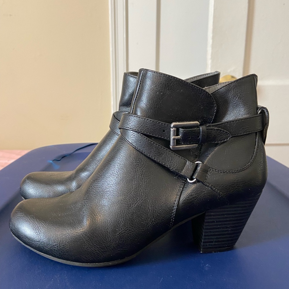 Rialto Black booties/boots